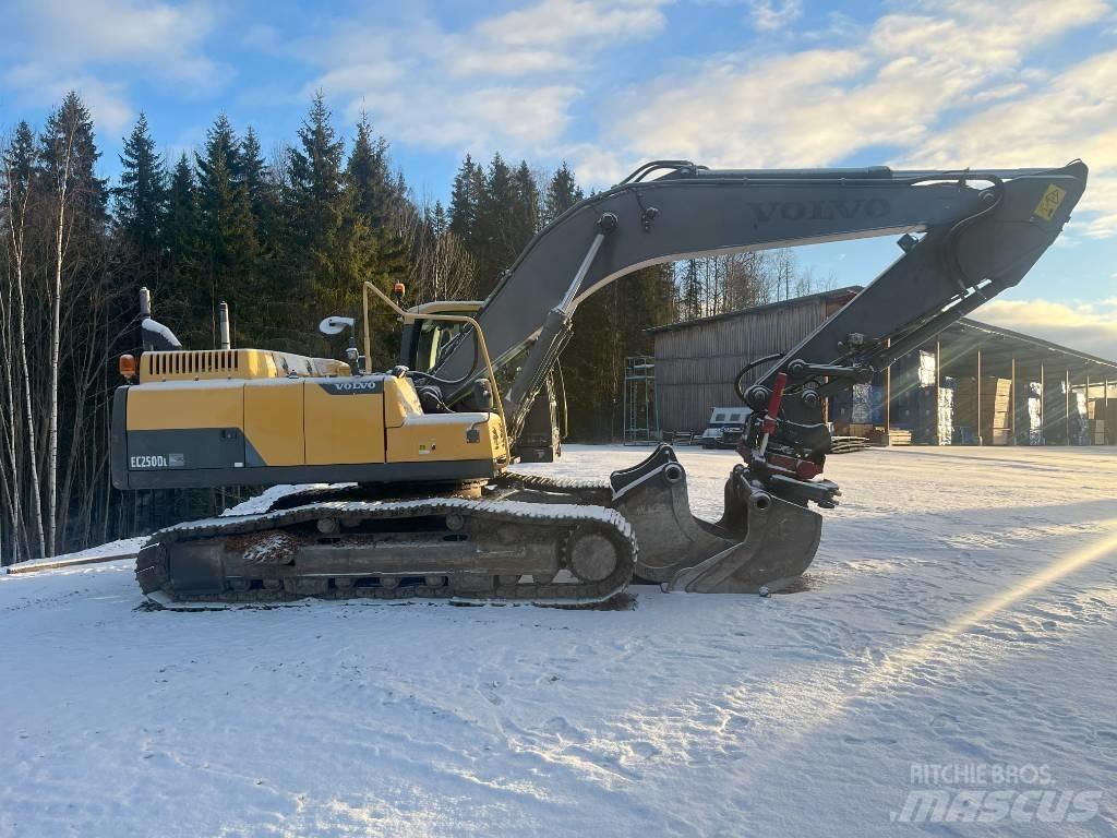 Volvo EC 250 D L Raupenbagger