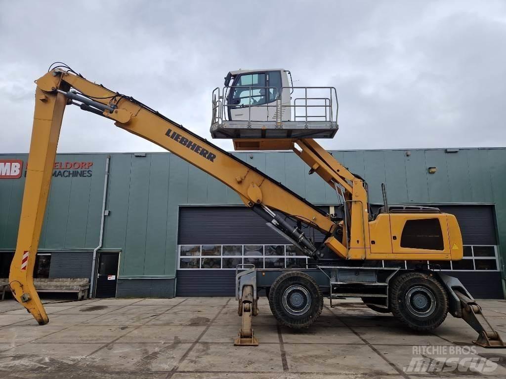 Liebherr LH 50 M Materialumschlag