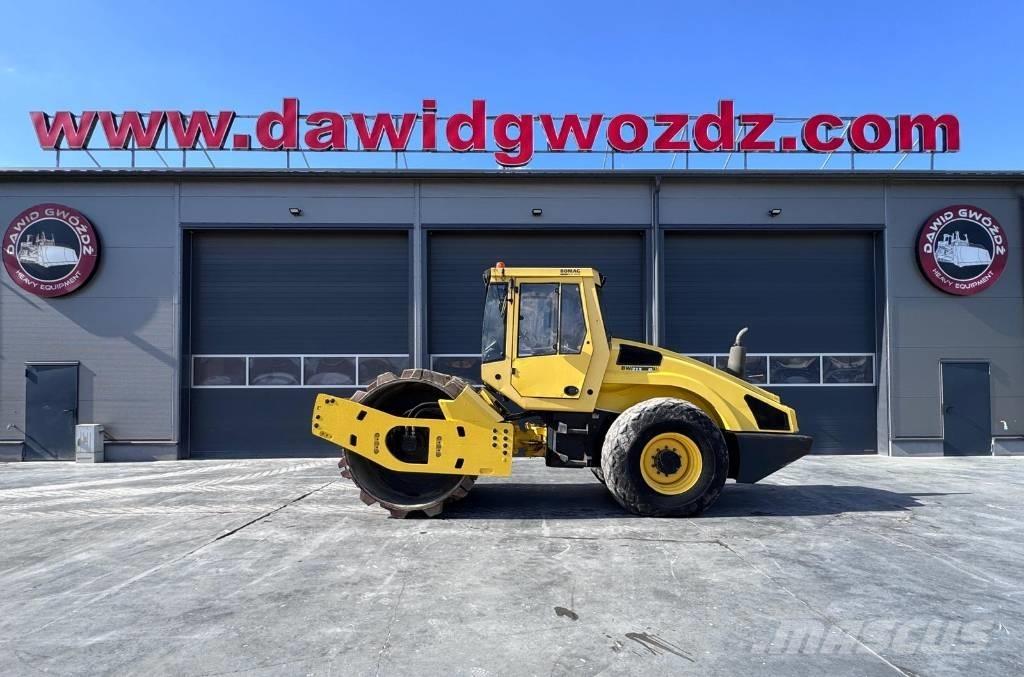 Bomag BW 213 D-4 Walzenzüge