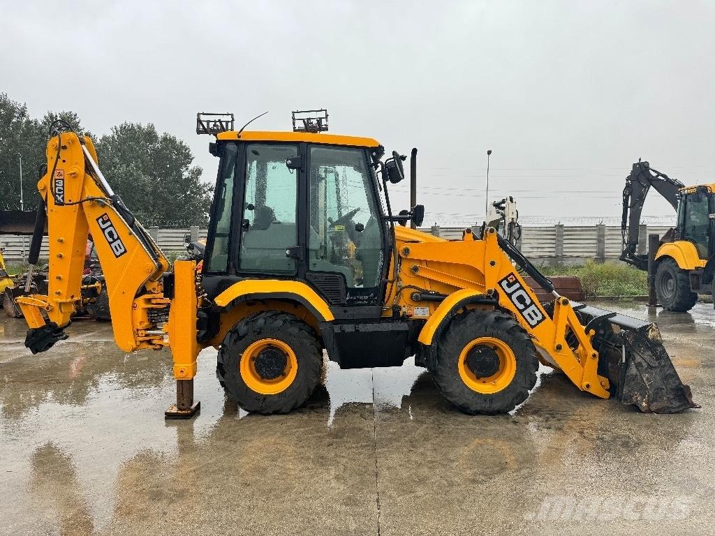 JCB 3 CX / compact Baggerlader