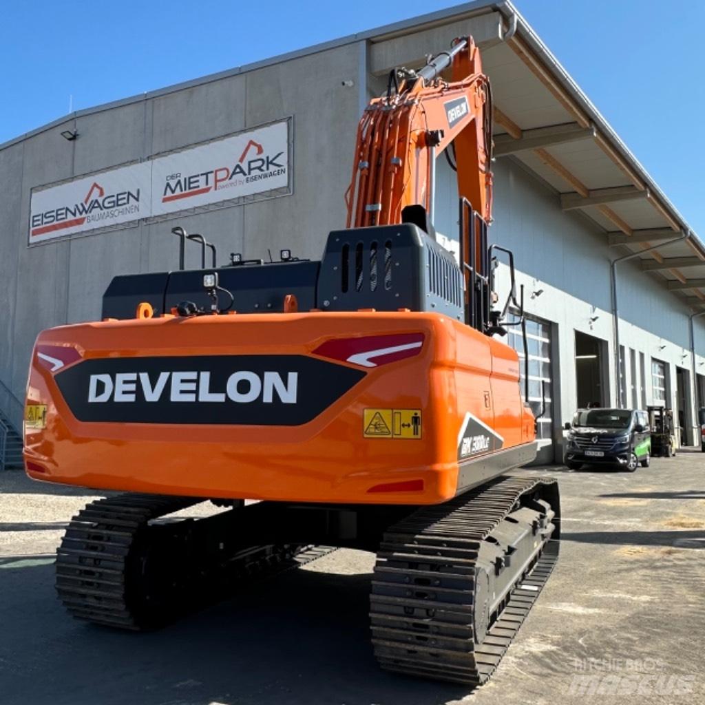 Develon DX300Lc-7 Raupenbagger