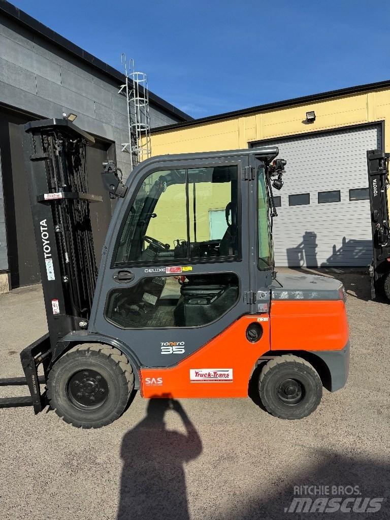 Toyota 52-8FDJF35 Dieselstapler