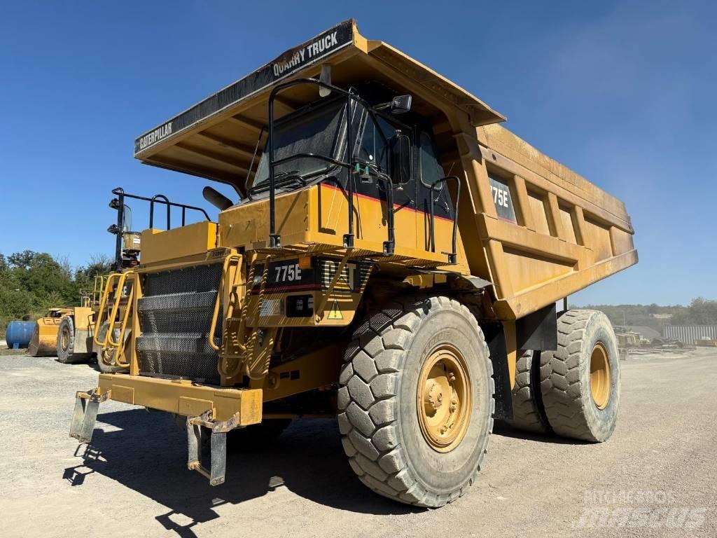 CAT 775 E Dumper - Starr