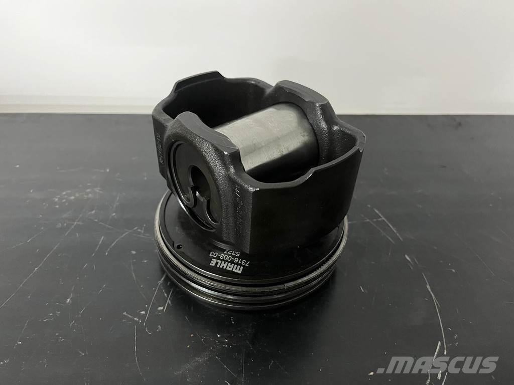 Liebherr Zuiger Transport Sonstige