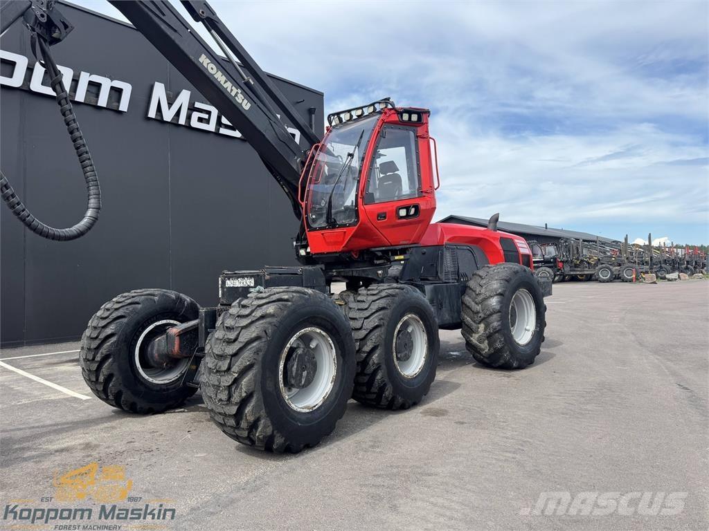 Komatsu 951 Harvester