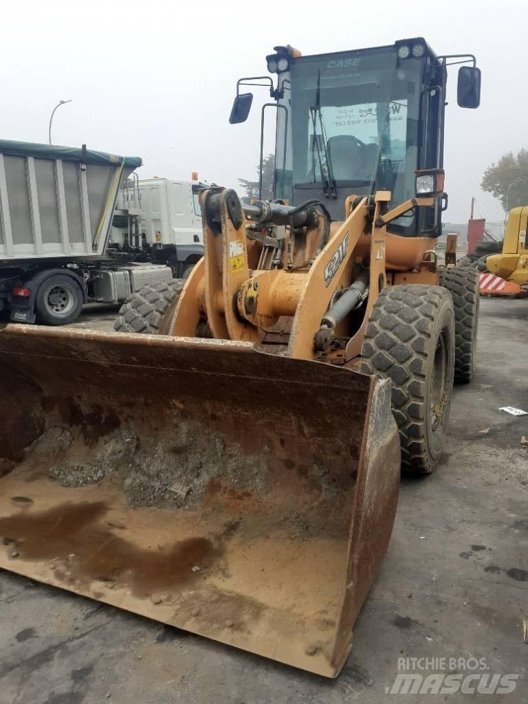 CASE 521 F Radlader