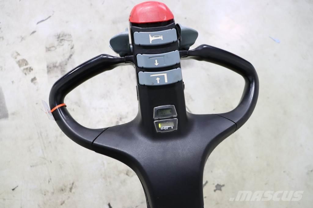 OM TL18 Niedergabelstapler