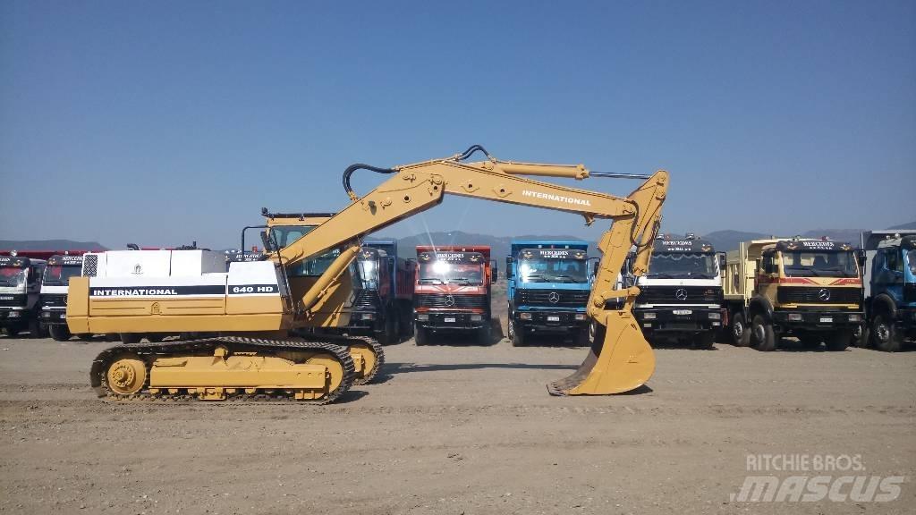 International 640 HD Raupenbagger