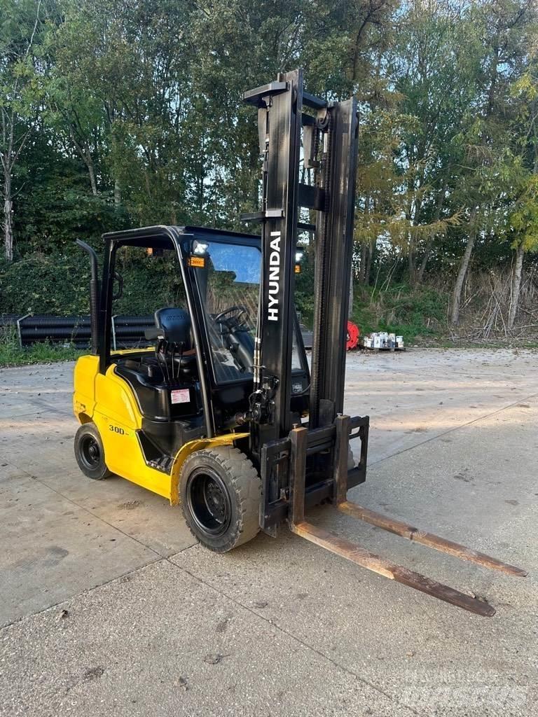 Hyundai 30 D-9 Dieselstapler