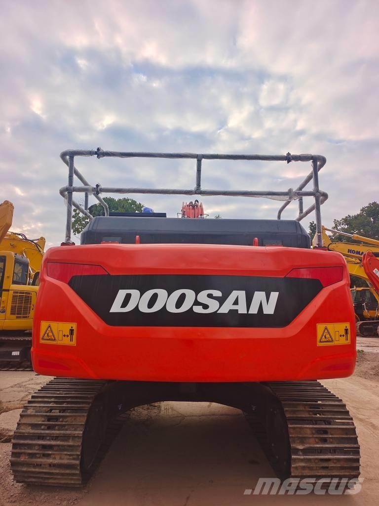Doosan DX 225LC-9C Raupenbagger