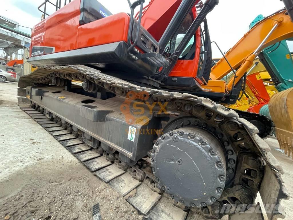 Doosan DX 300LC -9 Raupenbagger