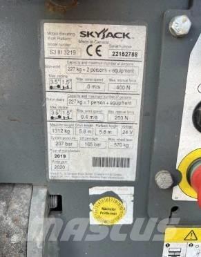 SkyJack SJ III 3219 Scheren-Arbeitsbühnen
