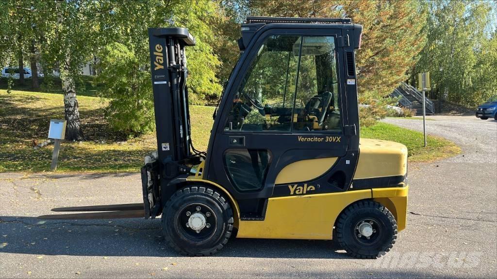 Yale GDP 30 VX Dieselstapler