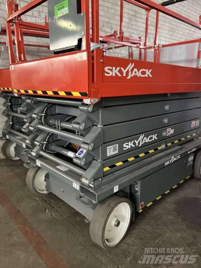 SkyJack SJ4732 Scheren-Arbeitsbühnen