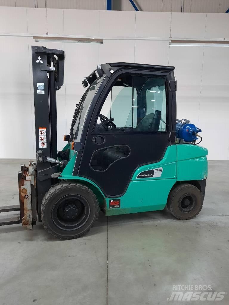 Mitsubishi FG35NT Gasstapler