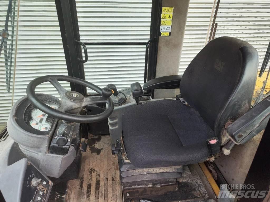 CAT 930G Radlader