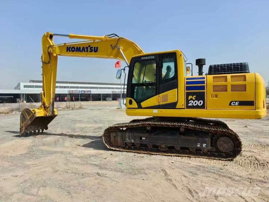 Komatsu PC 200-11 Raupenbagger