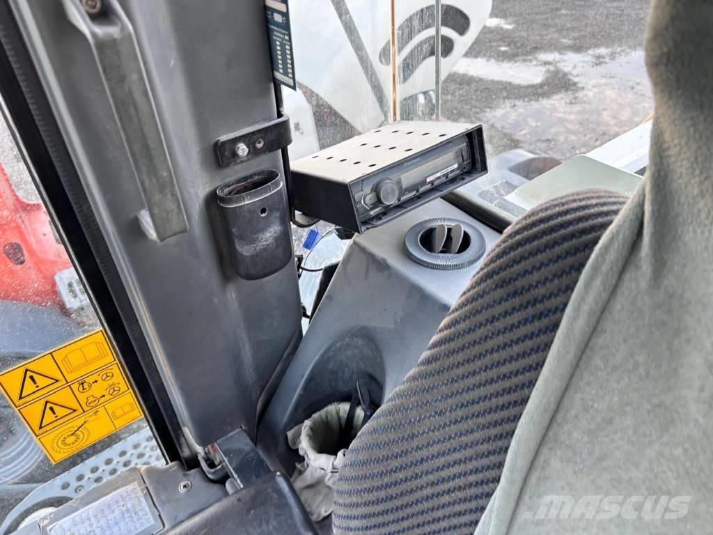 Liebherr L 544 Radlader