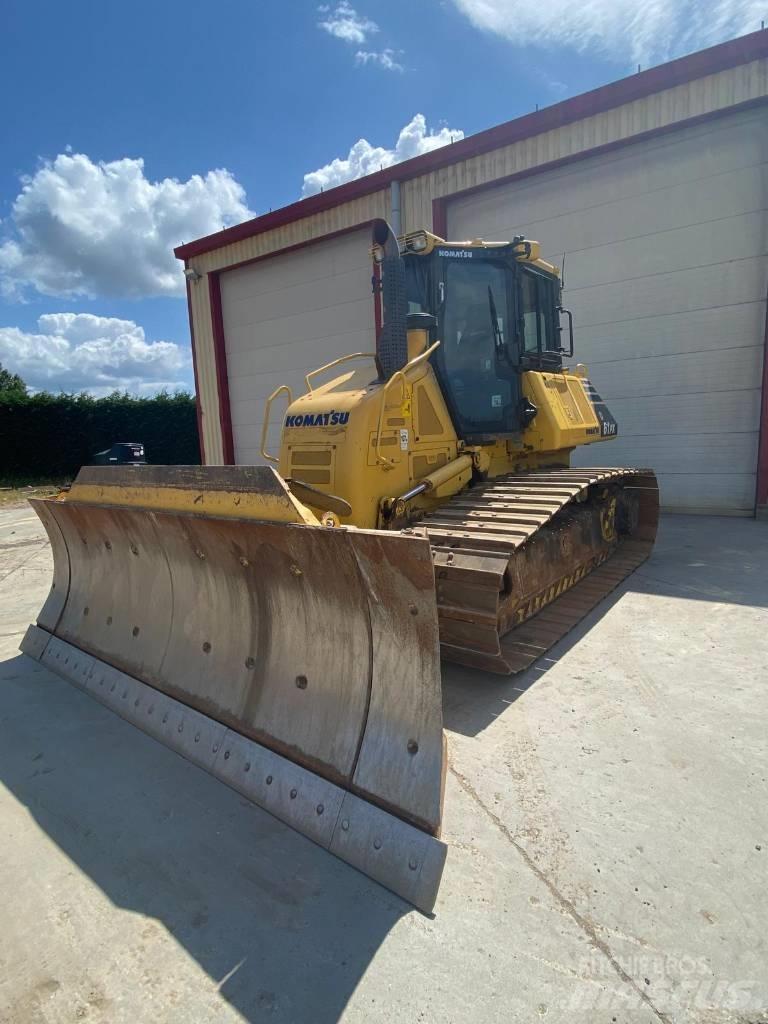 Komatsu D61PX24 Bulldozer