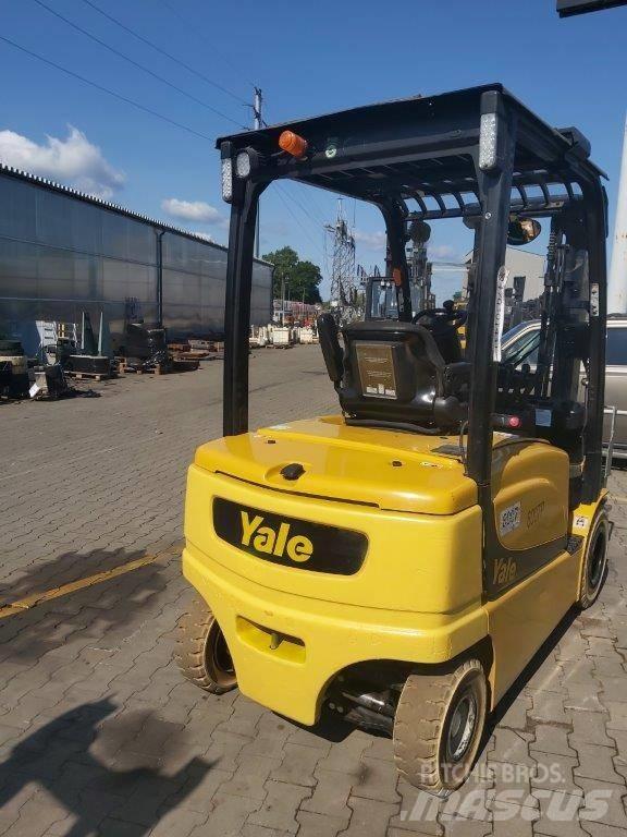 Yale ERP25VL Elektrostapler