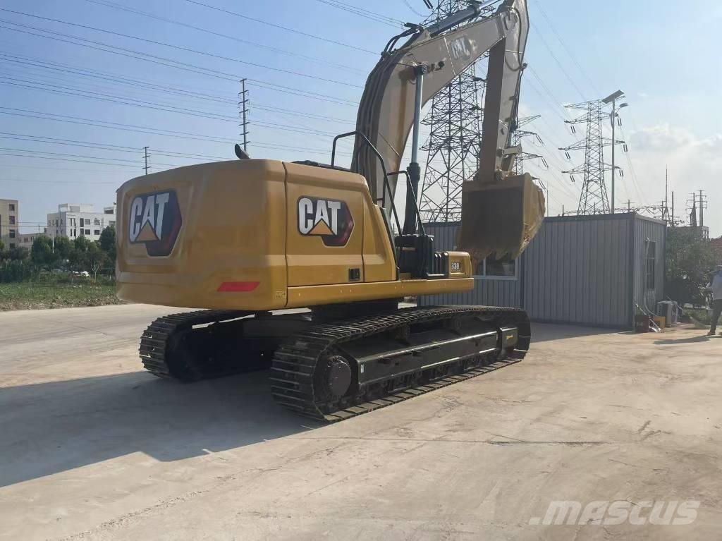 CAT 330 Raupenbagger