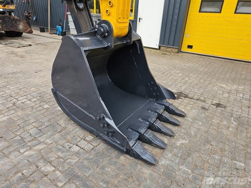LiuGong CLG 922E Raupenbagger
