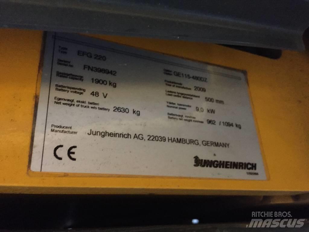 Jungheinrich EFG 220 Elektrostapler