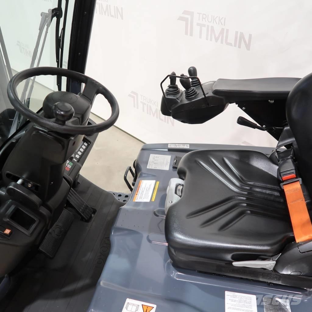 Toyota 8FBE16T Elektrostapler