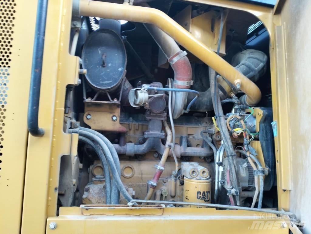 CAT 160 M Grader
