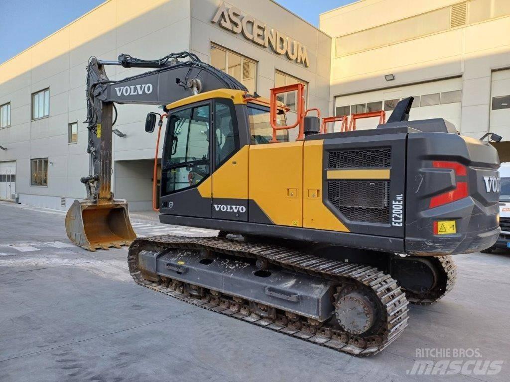 Volvo EC200E NL Raupenbagger