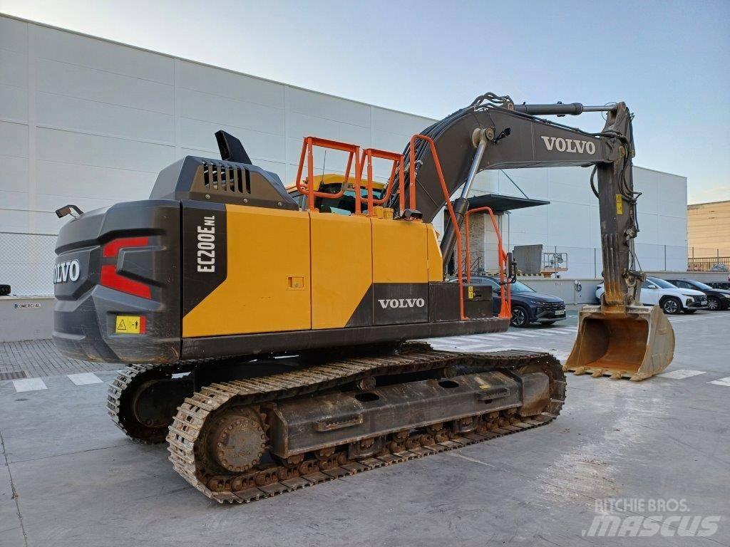 Volvo EC200E NL Raupenbagger