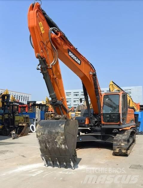 Doosan DX300 Raupenbagger