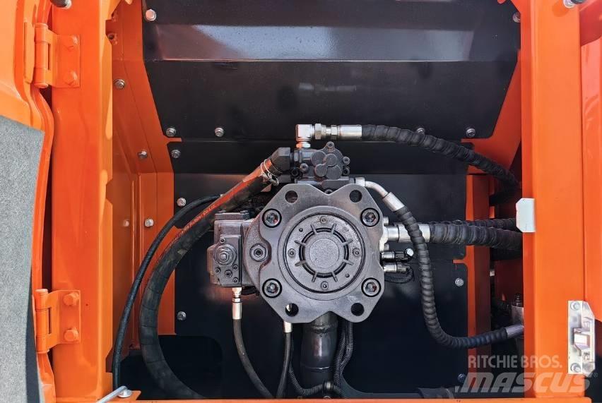 Doosan DX300 Raupenbagger