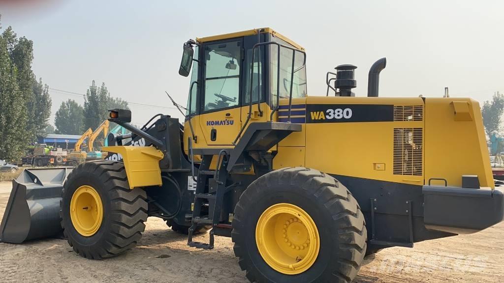 Komatsu WA 380-6 Radlader