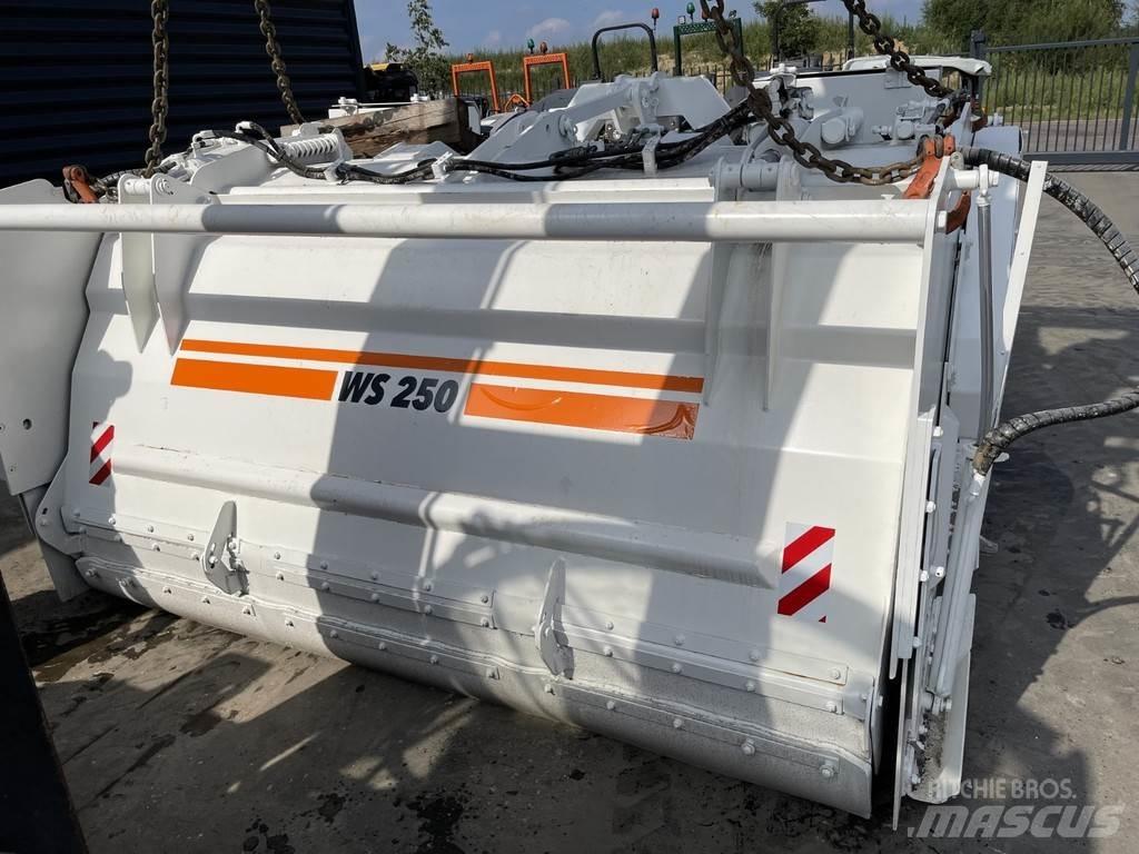 Wirtgen WS 250 Asphalt-Recycler