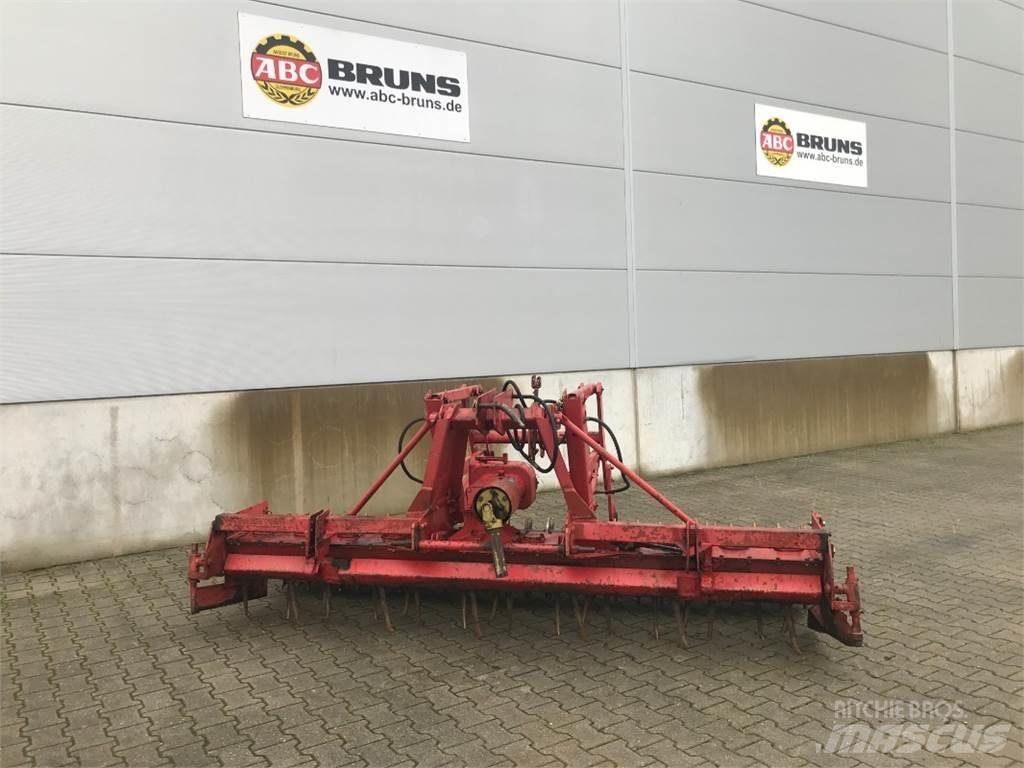Krone KES 121-3000 Motoreggen / Rototiller