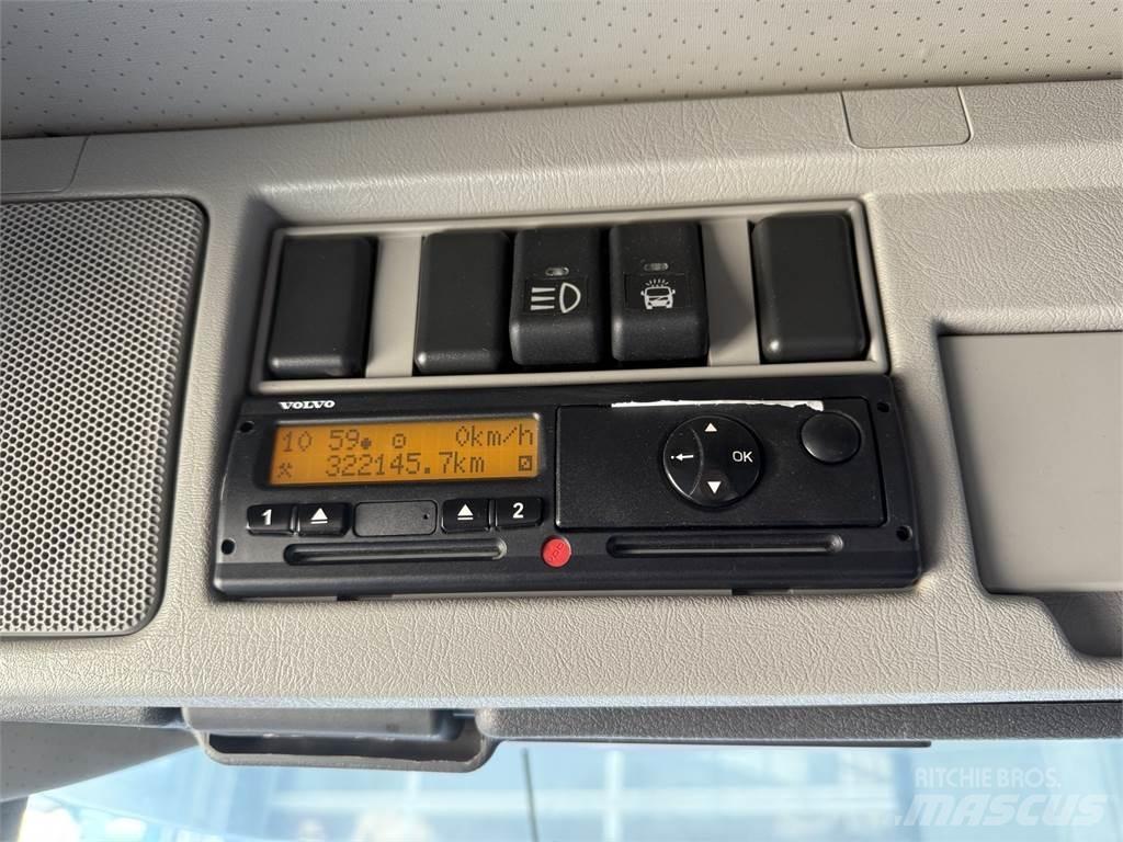 Volvo FM 370 6X2 Kranwagen