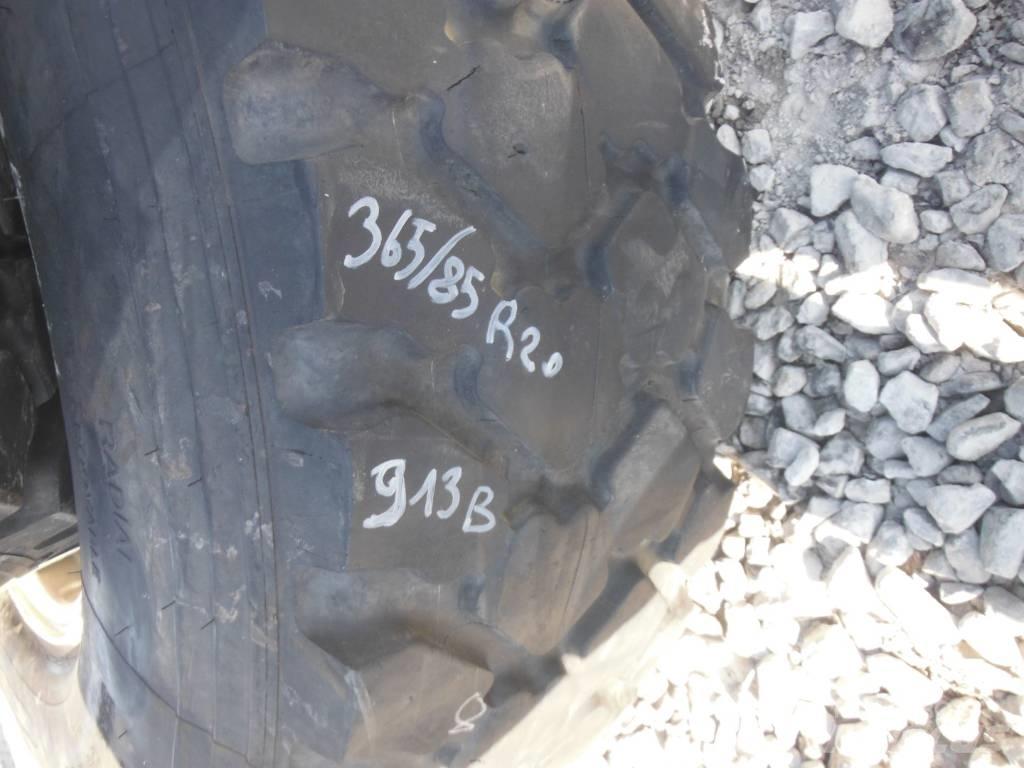 Michelin 365/85R20 Reifen