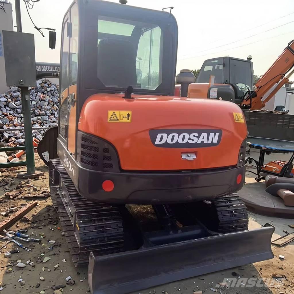 Doosan DH 60 Minibagger < 7t