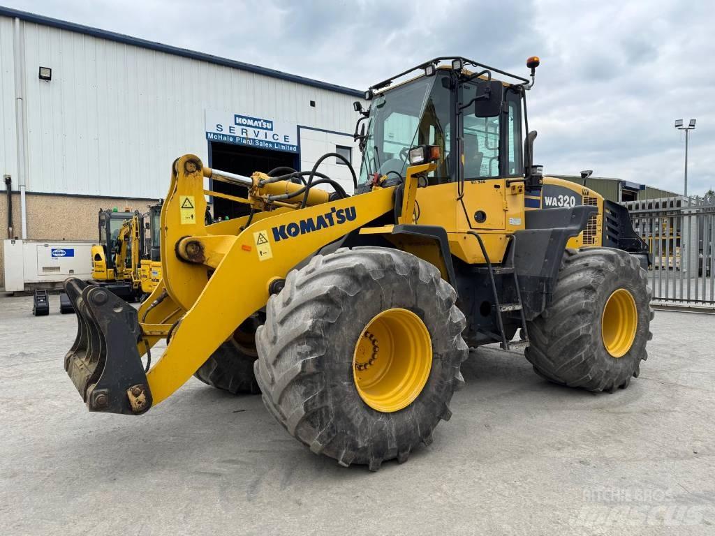 Komatsu WA320-5 Radlader