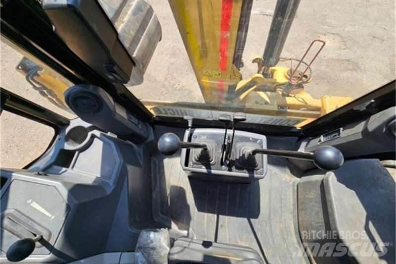 CAT 426F2 TLB Baggerlader