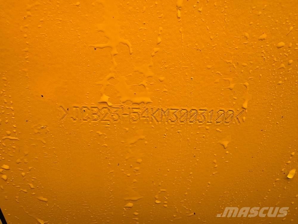 JCB 3CX PLUS AEC Baggerlader