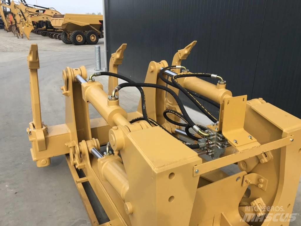 CAT D7R Aufreisser