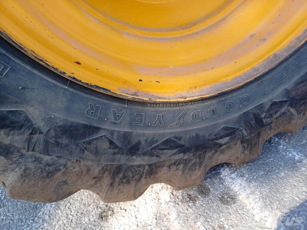JCB 930-2 Geländestapler