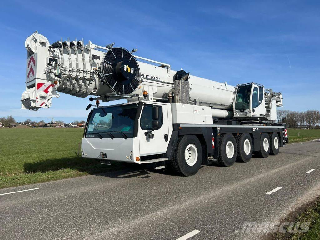 Liebherr LTM1250-5.1 All-Terrain-Krane