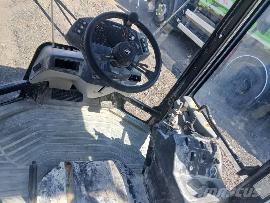 CAT 906 Kabinen