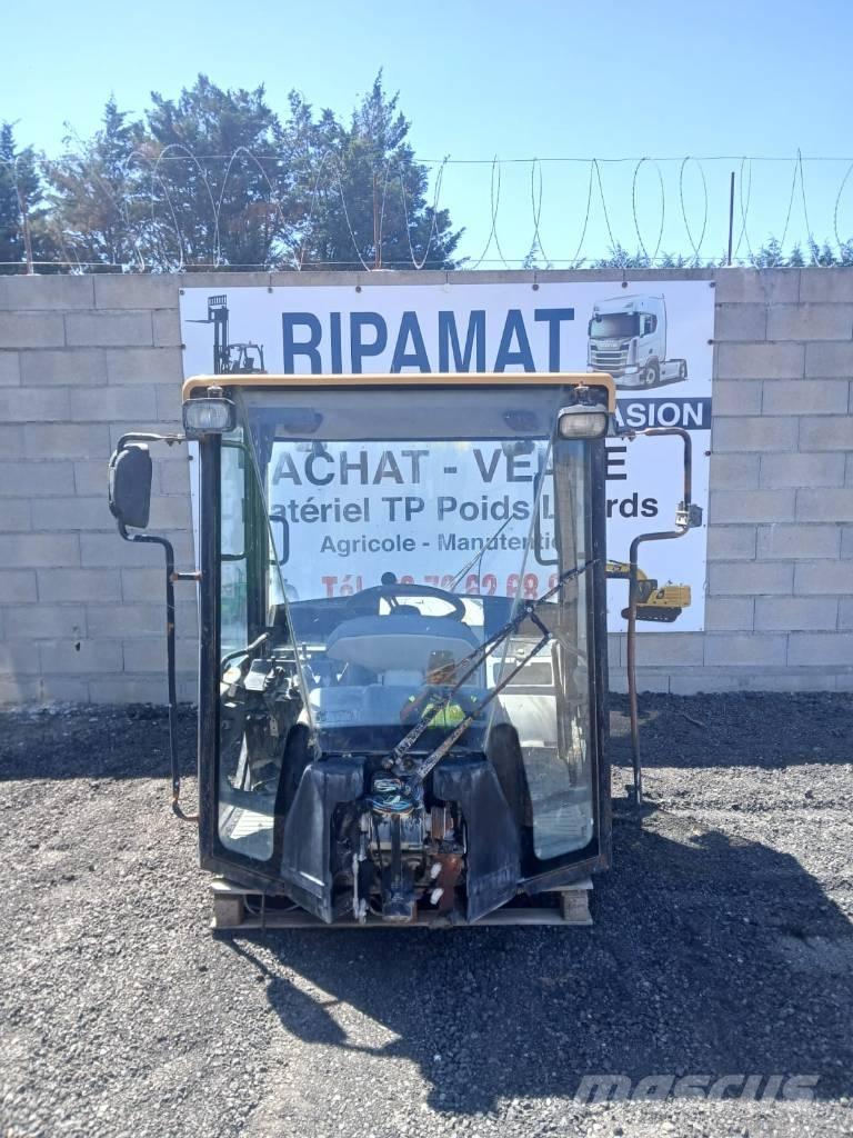 CAT 906 Kabinen