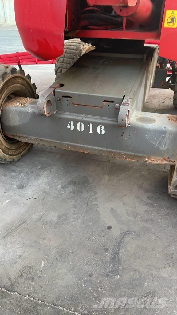 JLG 450 AJS II Gelenkteleskoparbeitsbühnen