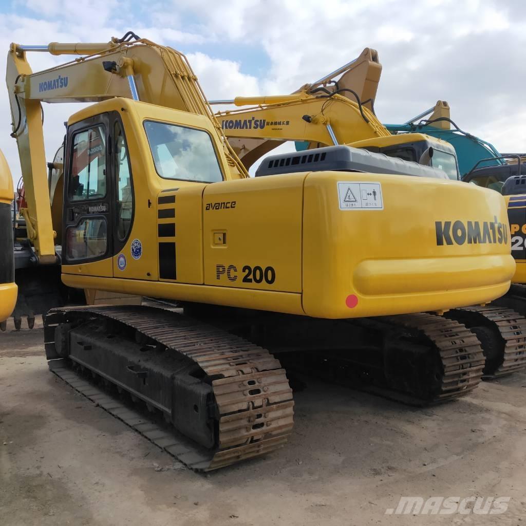 Komatsu PC200-6 Raupenbagger