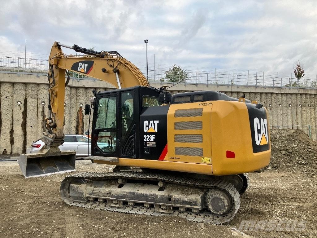 CAT 323 F L Raupenbagger